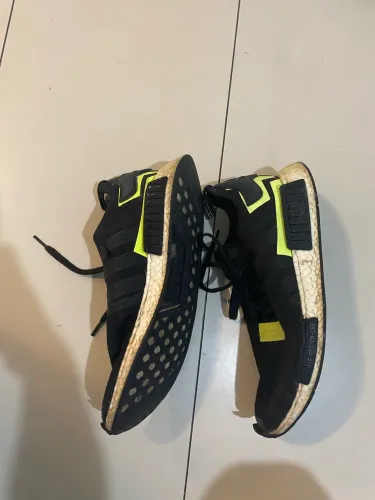 Tênis Adidas NMD R1 Original Preto/Neon Número 43