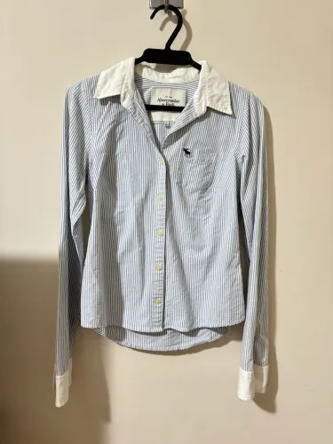 camisa abercrombie & fitch listrada