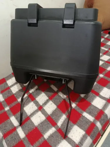 Vendo baú 80 litros 