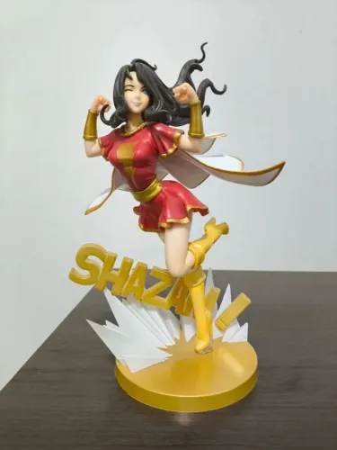 Loja Mundo - SHAZAM Action figure Bishoujo bootleg Envio Rápido Boneco DC comics marvel 