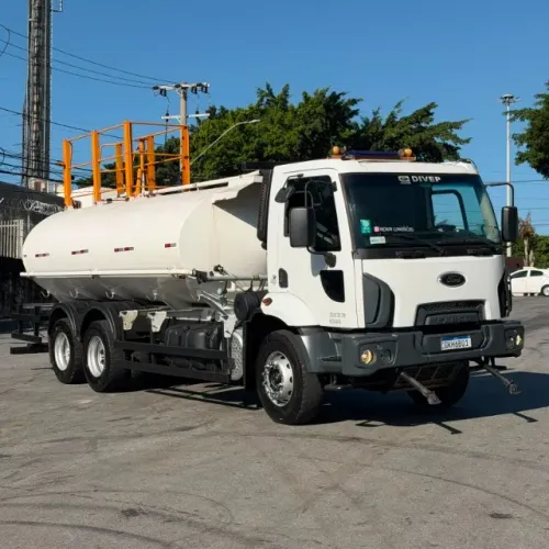 Caminhao Ford Traçado no pipa 20.000L