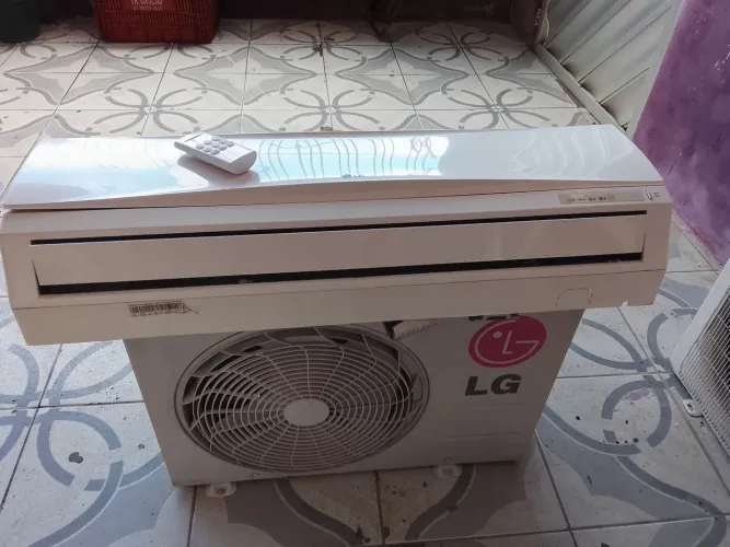 Ar condicionado LG 9000 BTUs - já instalado