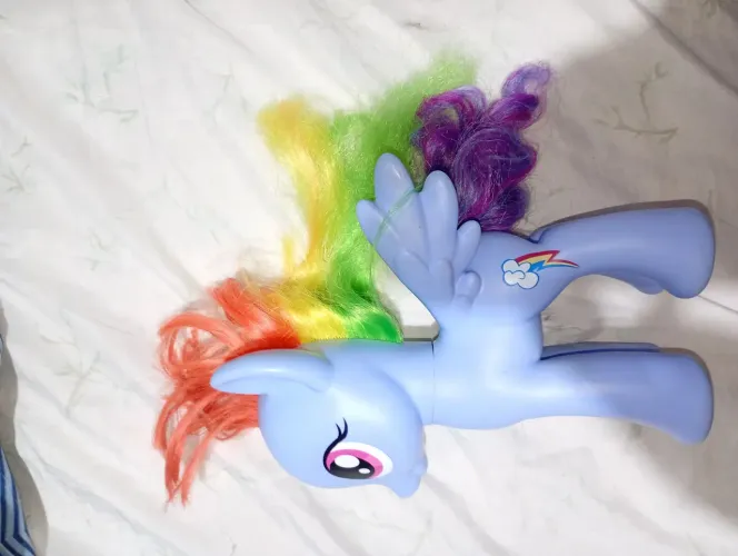 Boneca gigante rainbow dash my little pony 20cm