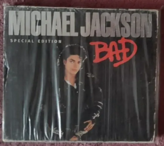 CD Michael Jackson - Bad Special Edition (com luva). Original/SemiNovo.