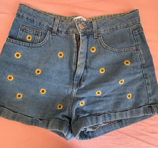 Short Girassol C&A n40
