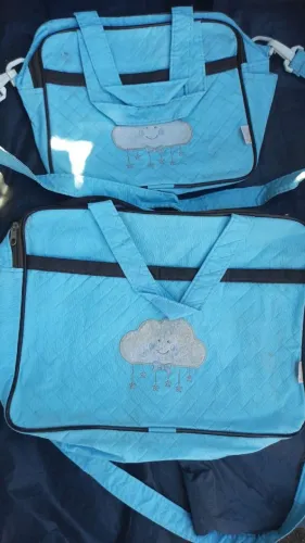 Vendo conjunto de 2 bolsas