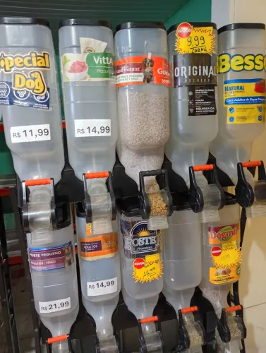 Dispenser para ração
