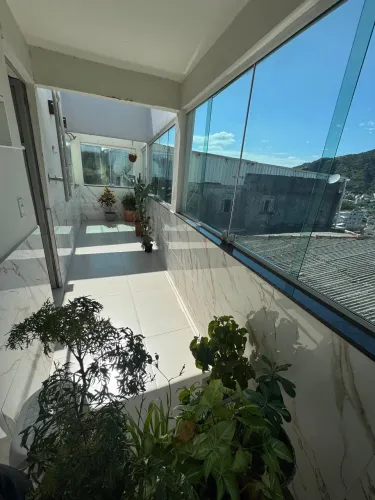 Cida Rabelo vende Santo Antonio perto do Santuário casa 3qts sala duas vagas 375 mil