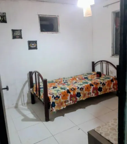 Cama de ferro Desmontável