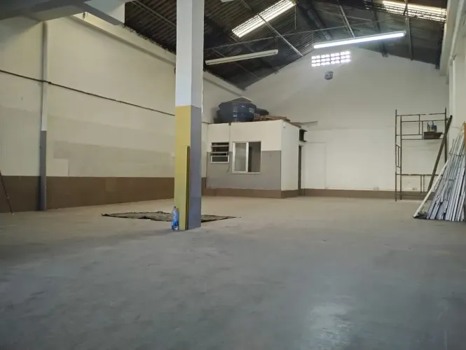 Galpão - Ramos - 350 m2 - Cód. 1573