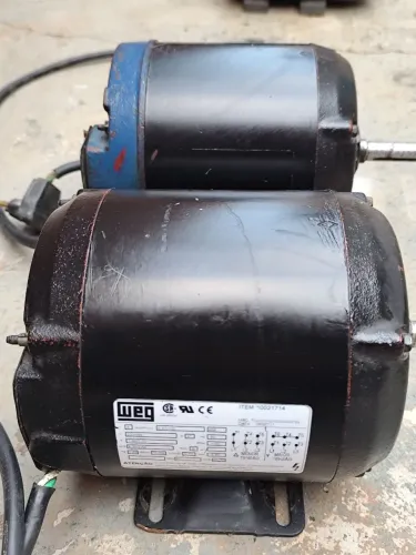 2 motores trifásico 4 polos Weg 220/380 1/2 CV 1750rpm
