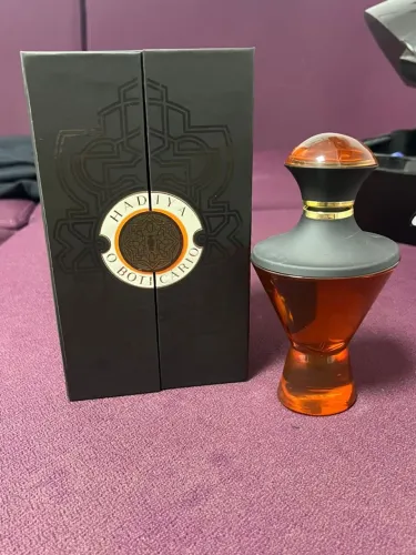 Vendo perfume Hadiya O Boticário