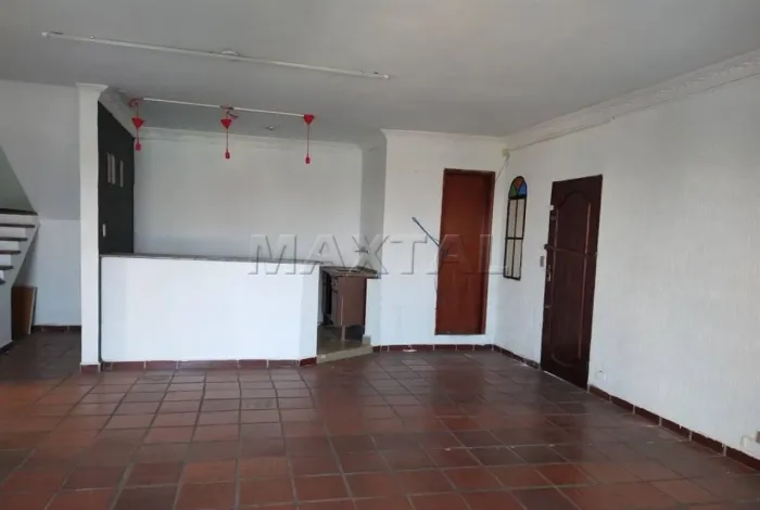 Alugo lindo sobrado no jardim são bento , 3 dormimos, sendo 1 suíte com vista panorâmica p