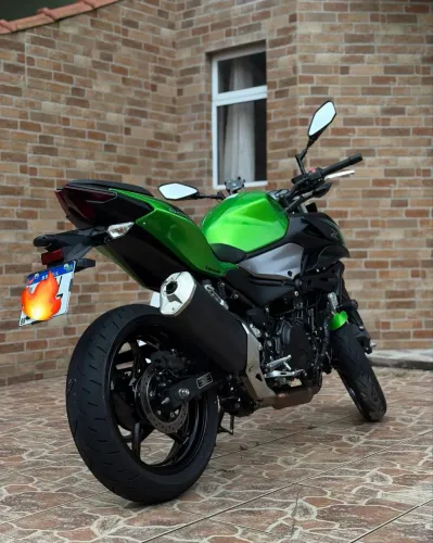 KAWASAKI Z500