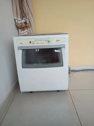 Lava louças com pequeno defeito 