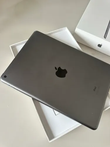 iPad 9