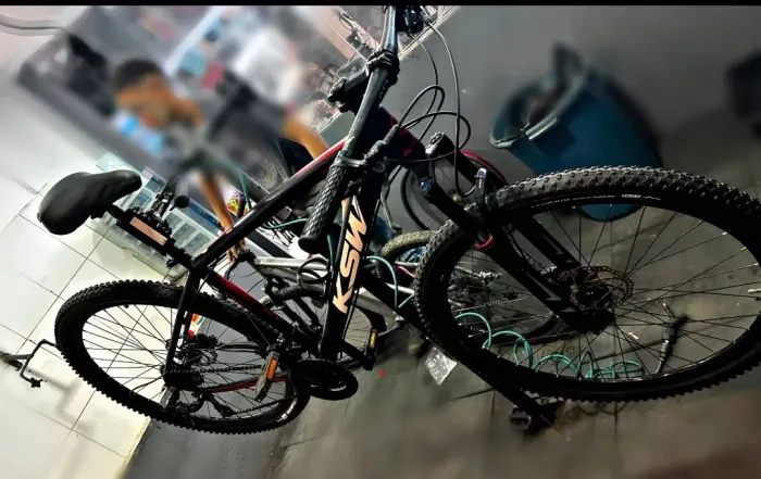 Bicicleta KSW ARO 29 - Alumínio - 24 Marchas - Freio Hidráulico (Revisada)