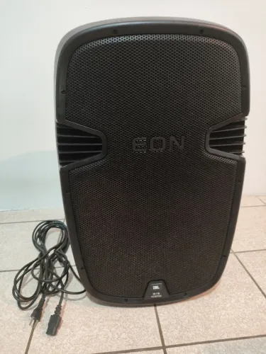 Caixa ativa JBL EON 515XT