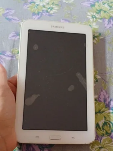 Tablet Samsung Galaxy Tab E Lite (SM-T113) 7" Branco - Para Peças / Retirada / Conserto