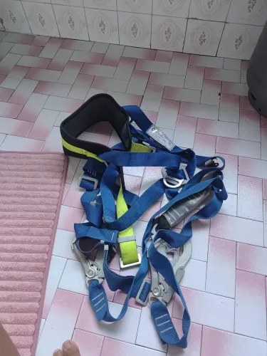 Tinta + cinto  350 R$