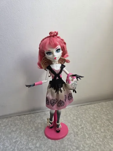C.A Cupid - Cupido Básica - Monster high