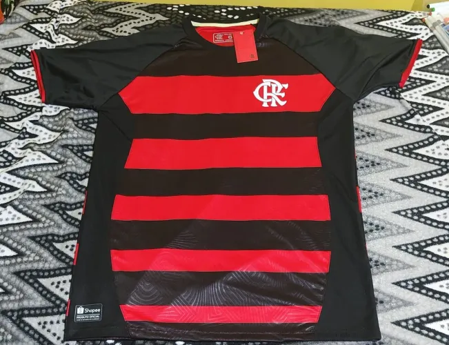 Camisa oficial comemorativa do treta libertadores edição Flamengo/shopee