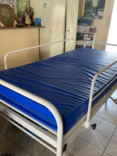 Cama hospitalar 