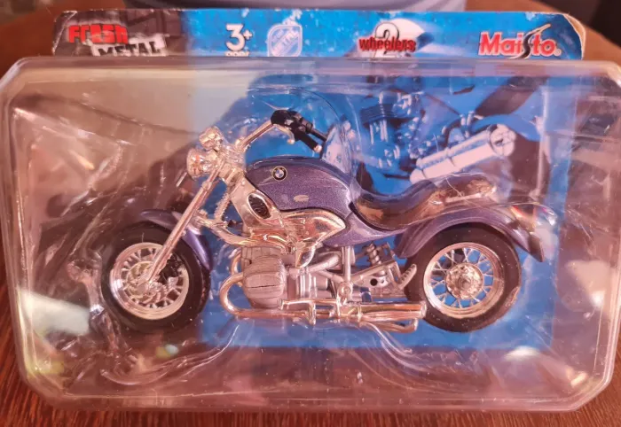Miniatura moto bmw colecionável 1:18