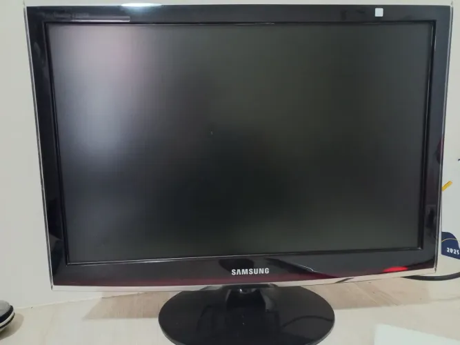 Vendo Monitor/TV Samsung