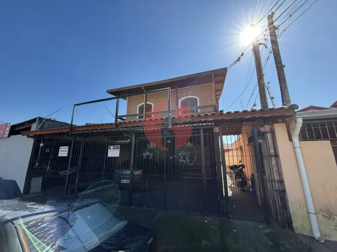 Casa com ponto comercial para venda com 1 suítes e 3 vagas de garagem - 255m² - No bairro