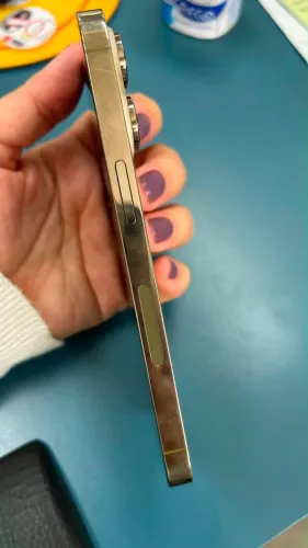 Vende-se iPhone 14 Pro