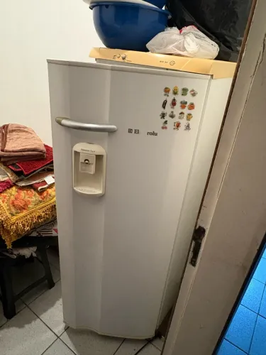 Geladeira Electrolux RW 34 Super