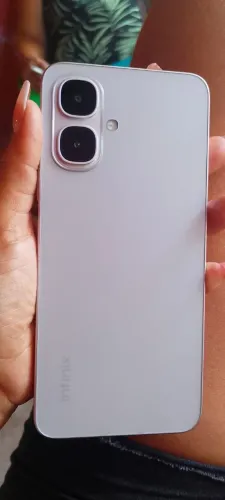 Vende -se um celular infinix smart 10