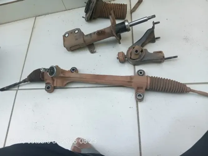 Setor de direção elétrico mecânico corolla 2008/2009 usado com folga de um lado+amortecedo