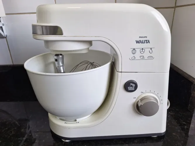 Batedeira Planetária Philips Walita 300W Profissional 110V 7 velocidades