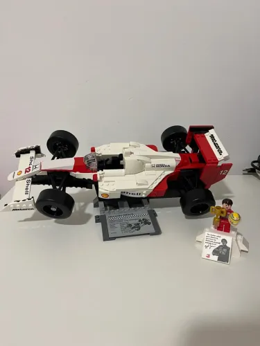 LEGO Icons McLaren MP4/4 e Ayrton Senna (Set 10330) ? Item de Colecionador Exclusivo