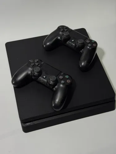 PS4 Slim 1TB Completo