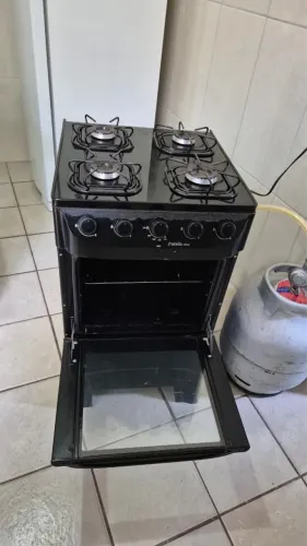 Vendo fogão 4 bocas