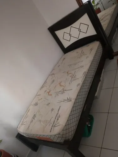 CAMA DE SOLTEIRO + COLCHÃO
