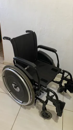 Cadeira de rodas Ortobras