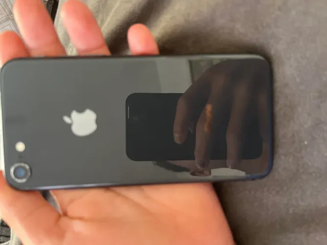iPhone 8