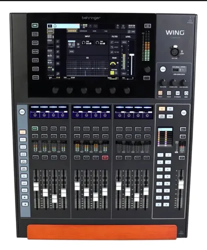 Mesa Profissional Behringer Wing Compact 48 Canais