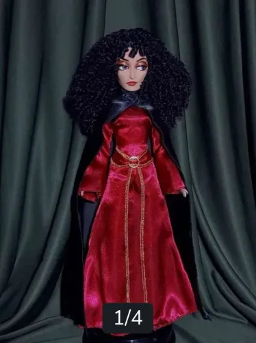 Boneca Disney Mãe Gothel - Enrolados - Mother Gothel Tangled Barbie