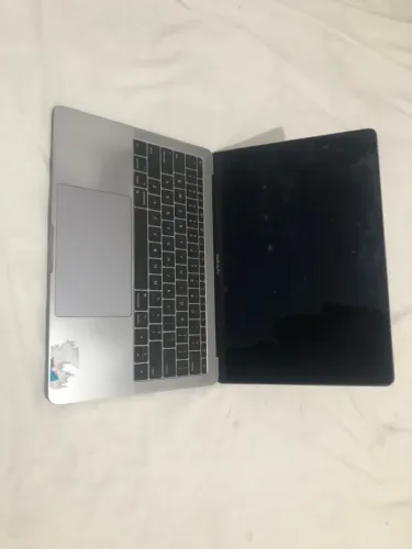 MacBook Pro 2017 (Para retirada de peças)