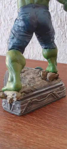 Boneco Hulk