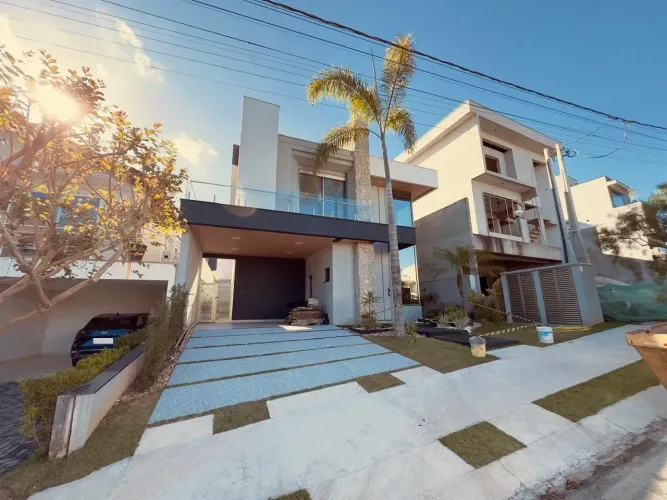 Bella Città Fazenda Rodeio  Sobrado com 4 quartos (4 suítes), Espaço Gourmet e piscina.