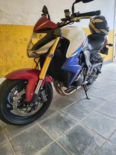 Cb1000r toda revisada