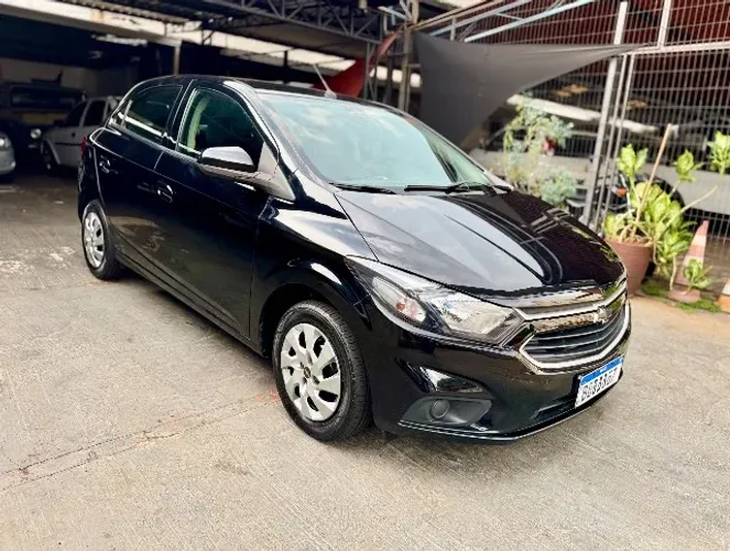 Chevrolet Onix Hatch LT 1.0 8V Flex Mec. 4P 2018
