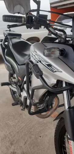 MOTO HONDA XRE 300