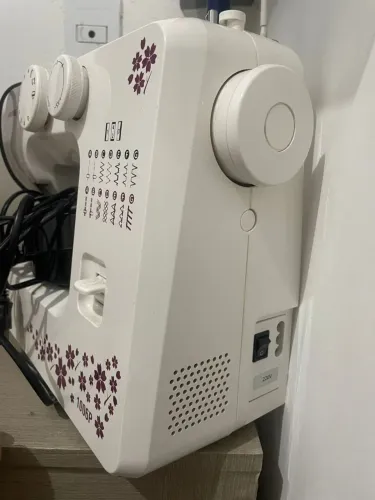 Máquina de costura Janome 1006P